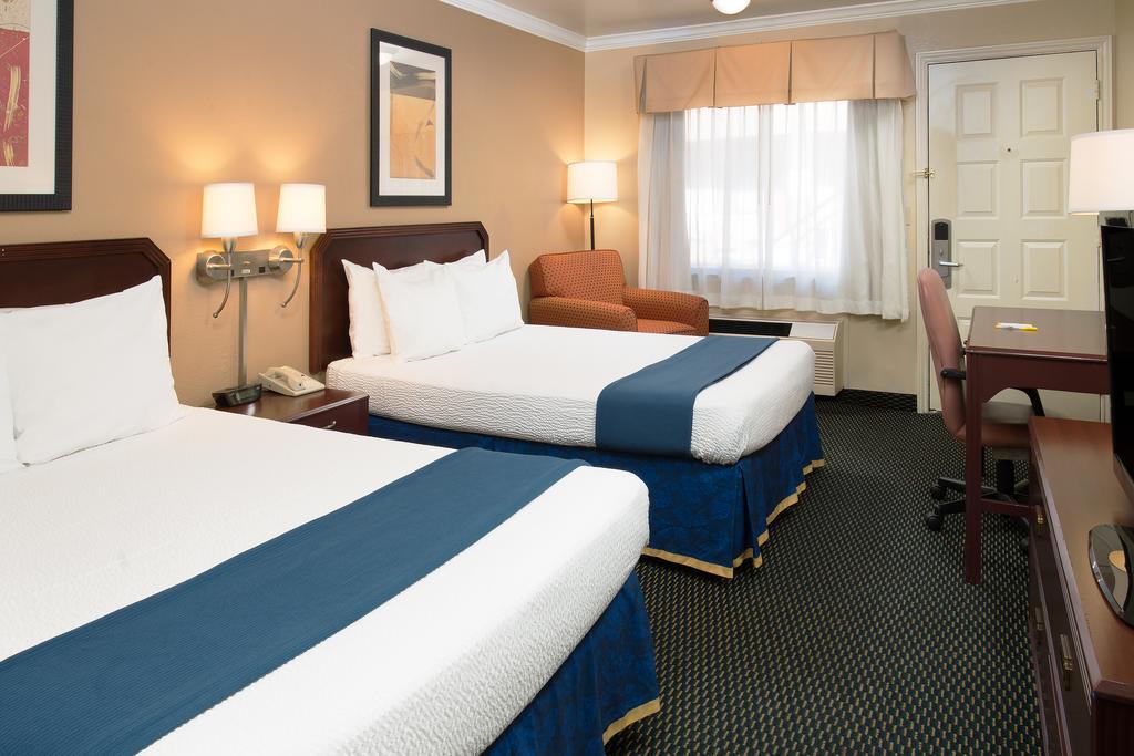 Days Inn By Wyndham Pinole Berkeley Rum bild